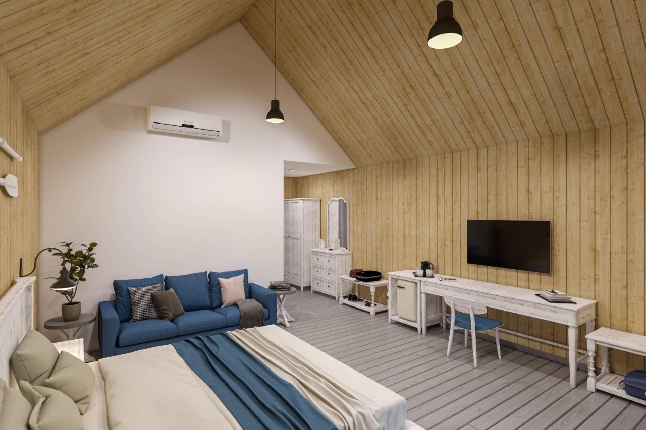 Praveg Beach Resort Daman, Jampore Beach Eksteriør billede